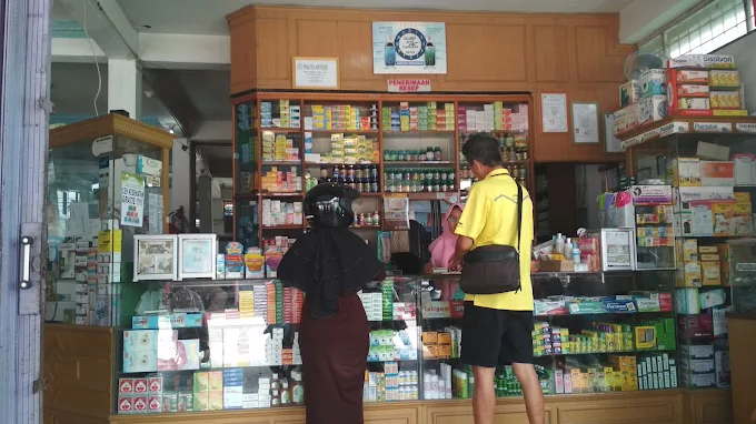 Apotek Pembina